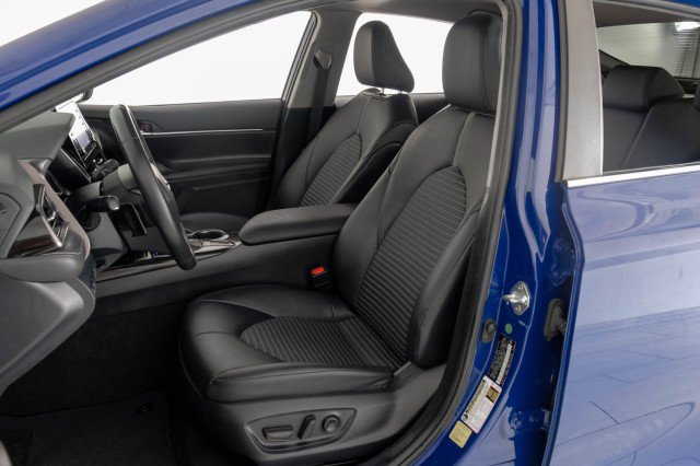 Used 2024 Toyota Camry SE FWD image 31