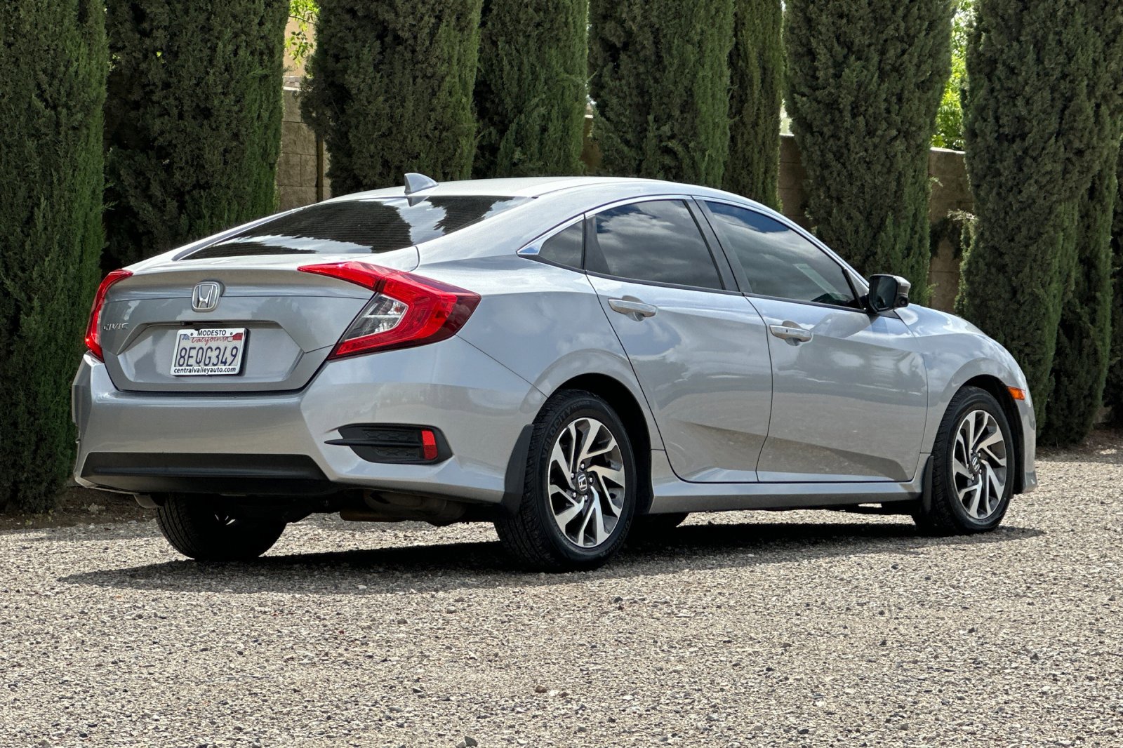 Used 2018 Honda Civic EX image 4