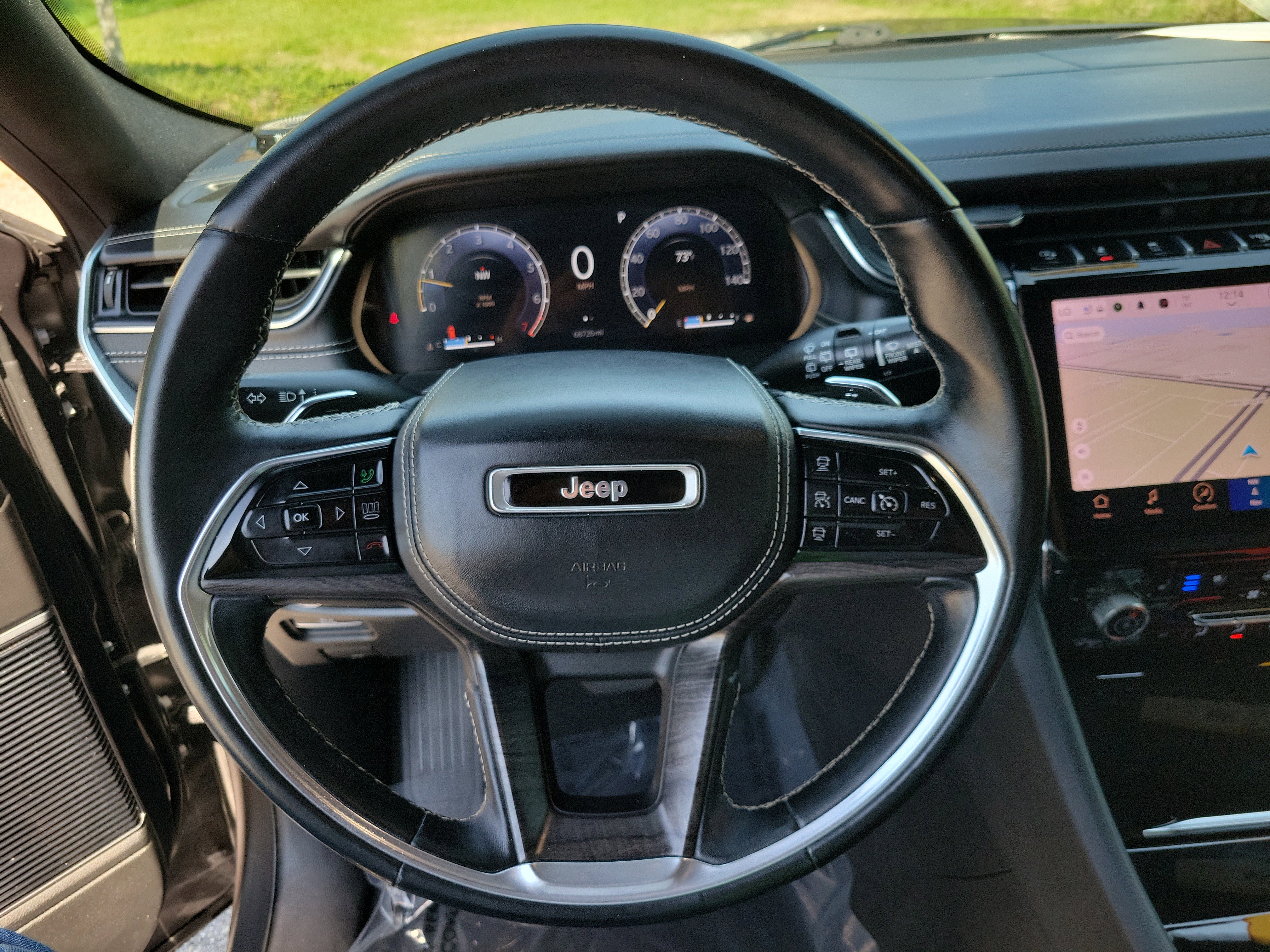 Used 2021 Jeep Grand Cherokee L Overland w/ Luxury Tech Group IV RWD image 29