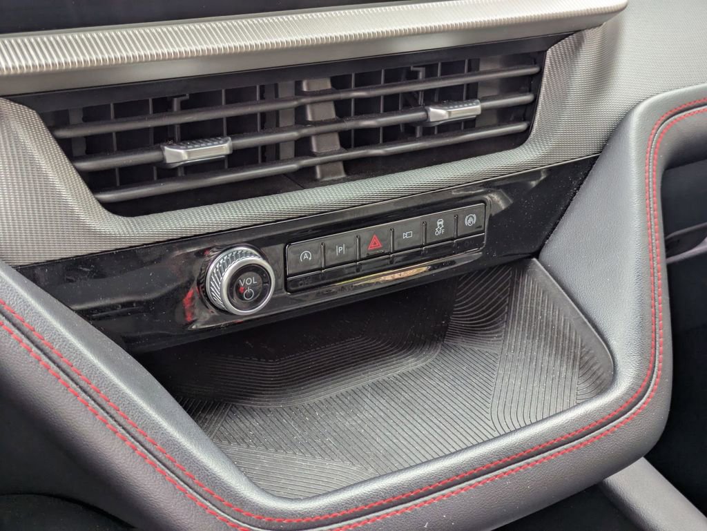 Used 2025 Ford Explorer ST-Line w/ ST-Line Street Pack image 22