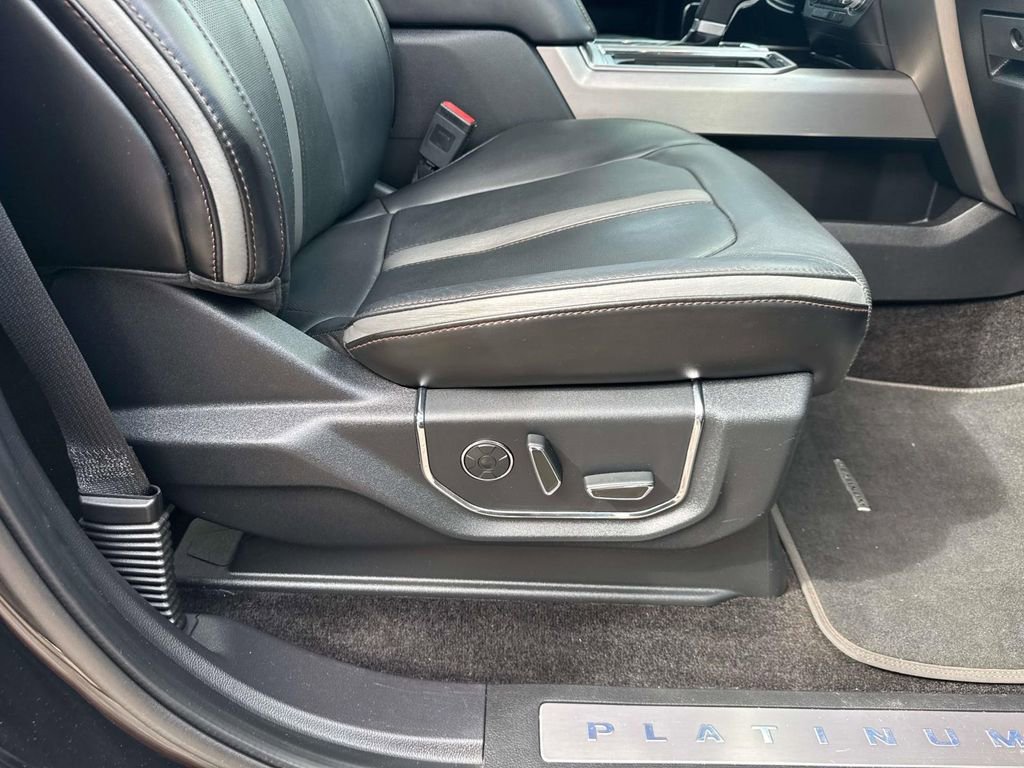 Used 2018 Ford F150 Platinum w/ Equipment Group 701A Luxury AWD/4WD image 14