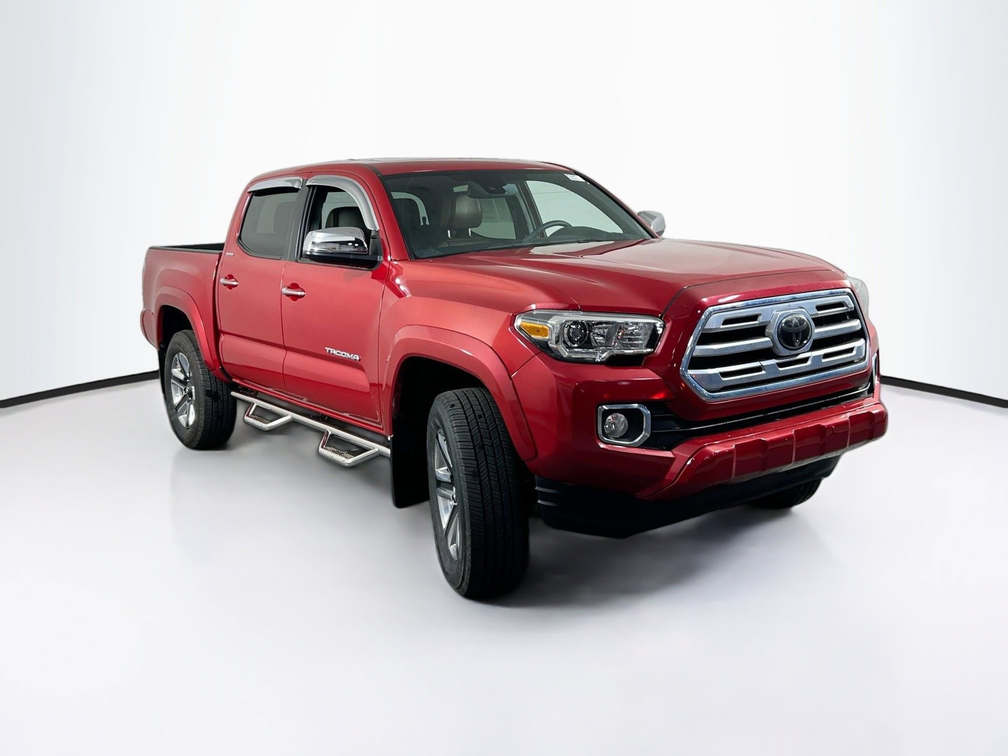 Used 2019 Toyota Tacoma Limited image 3
