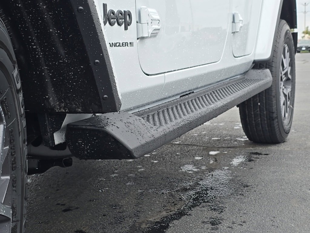 New 2026 Jeep Wrangler Sahara image 70