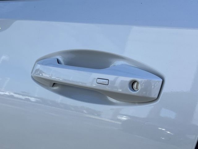 New 2026 Nissan Armada SV image 29