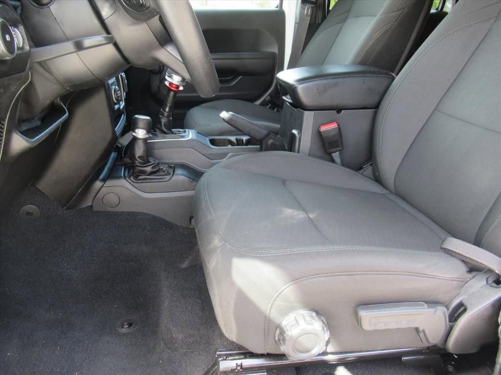 Used 2021 Jeep Wrangler Unlimited Sport image 15