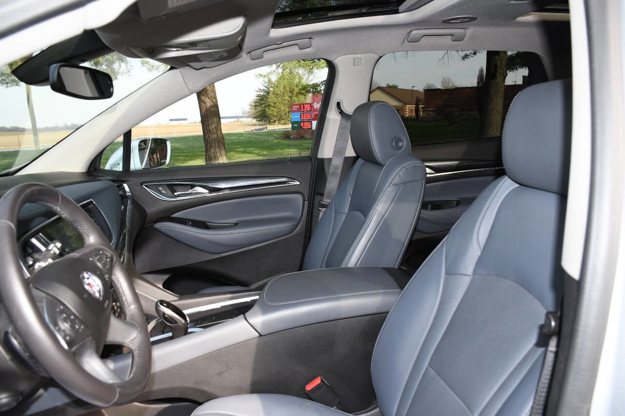 Used 2020 Buick Enclave Premium w/ Sun and Sites Package AWD/4WD image 12