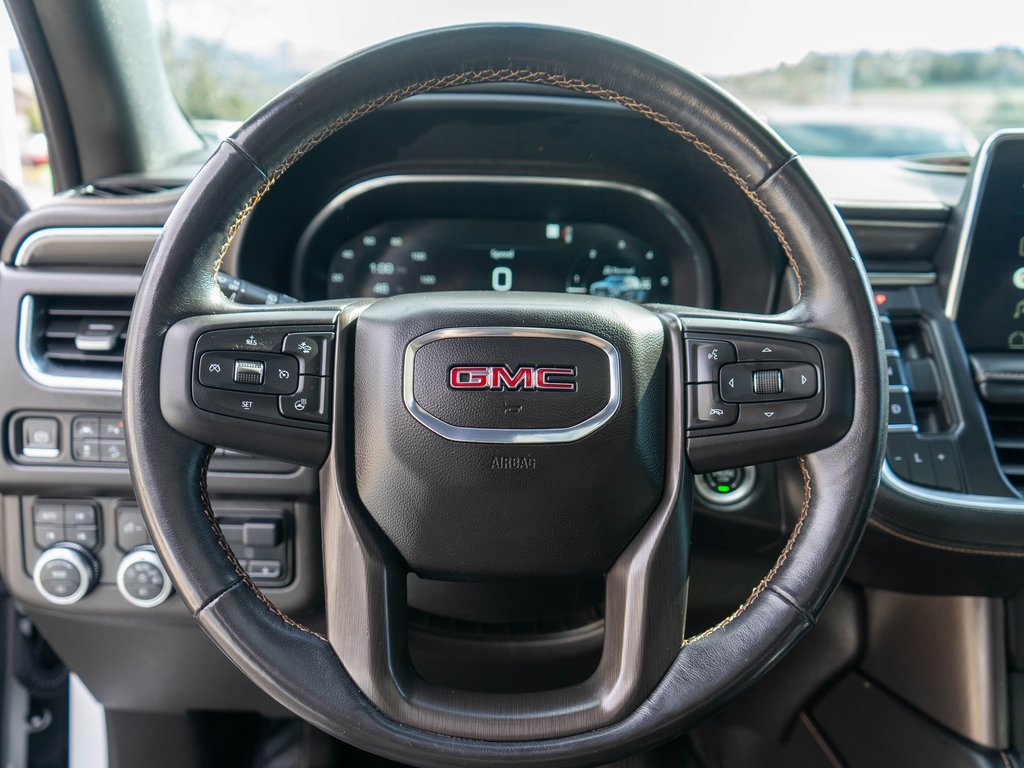 Used 2022 GMC Yukon XL AT4 w/ AT4 Premium Plus Package image 19