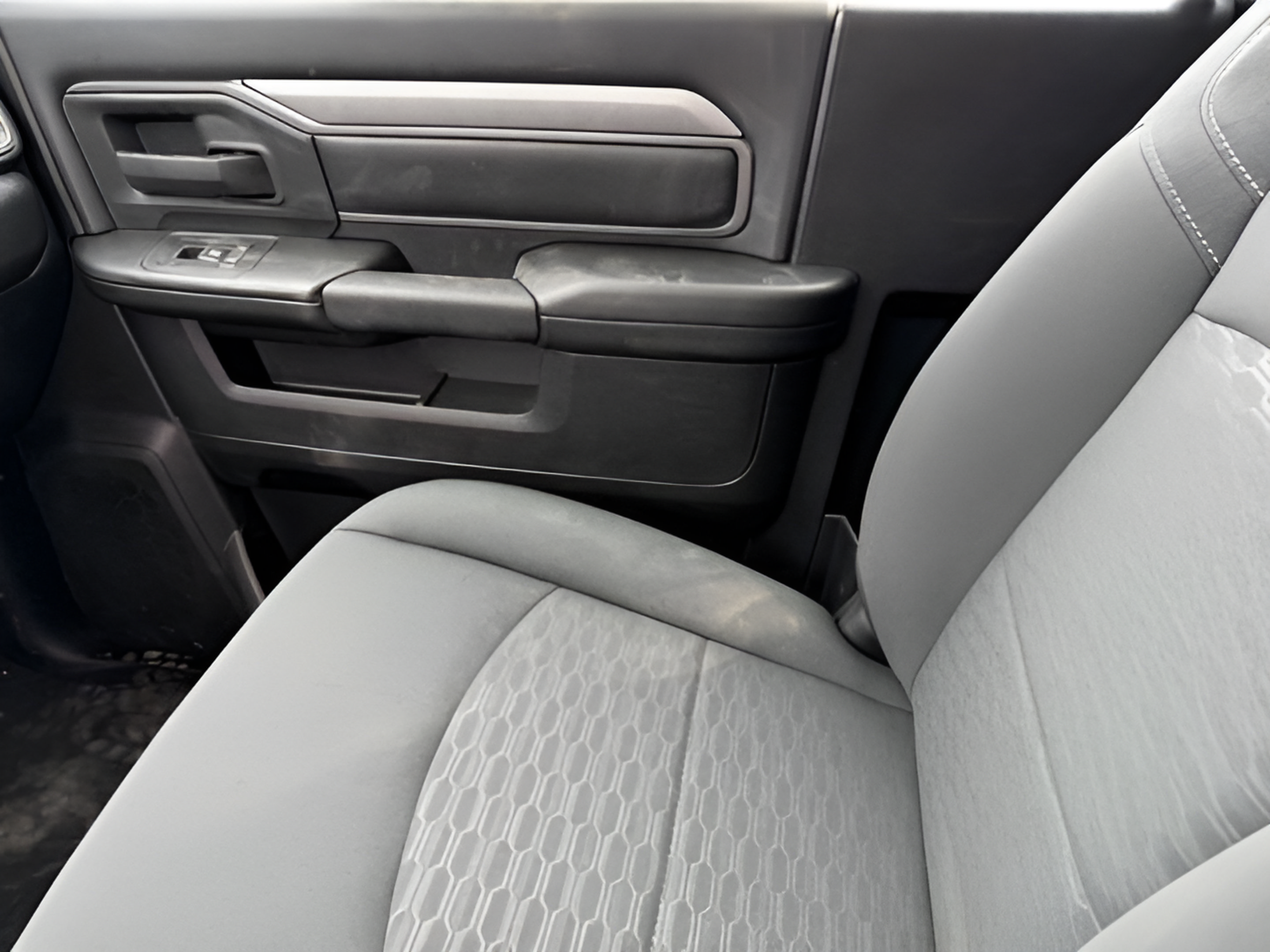 New 2025 RAM 2500 Tradesman AWD/4WD image 24
