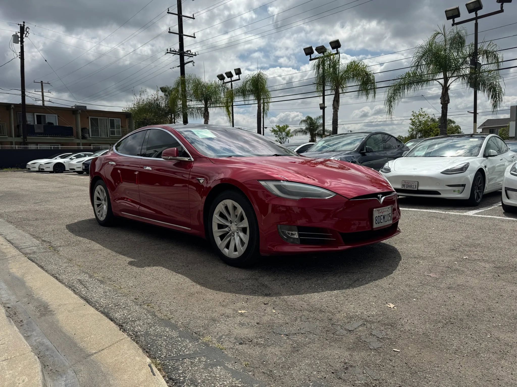 Used 2018 Tesla Model S 75D image 3