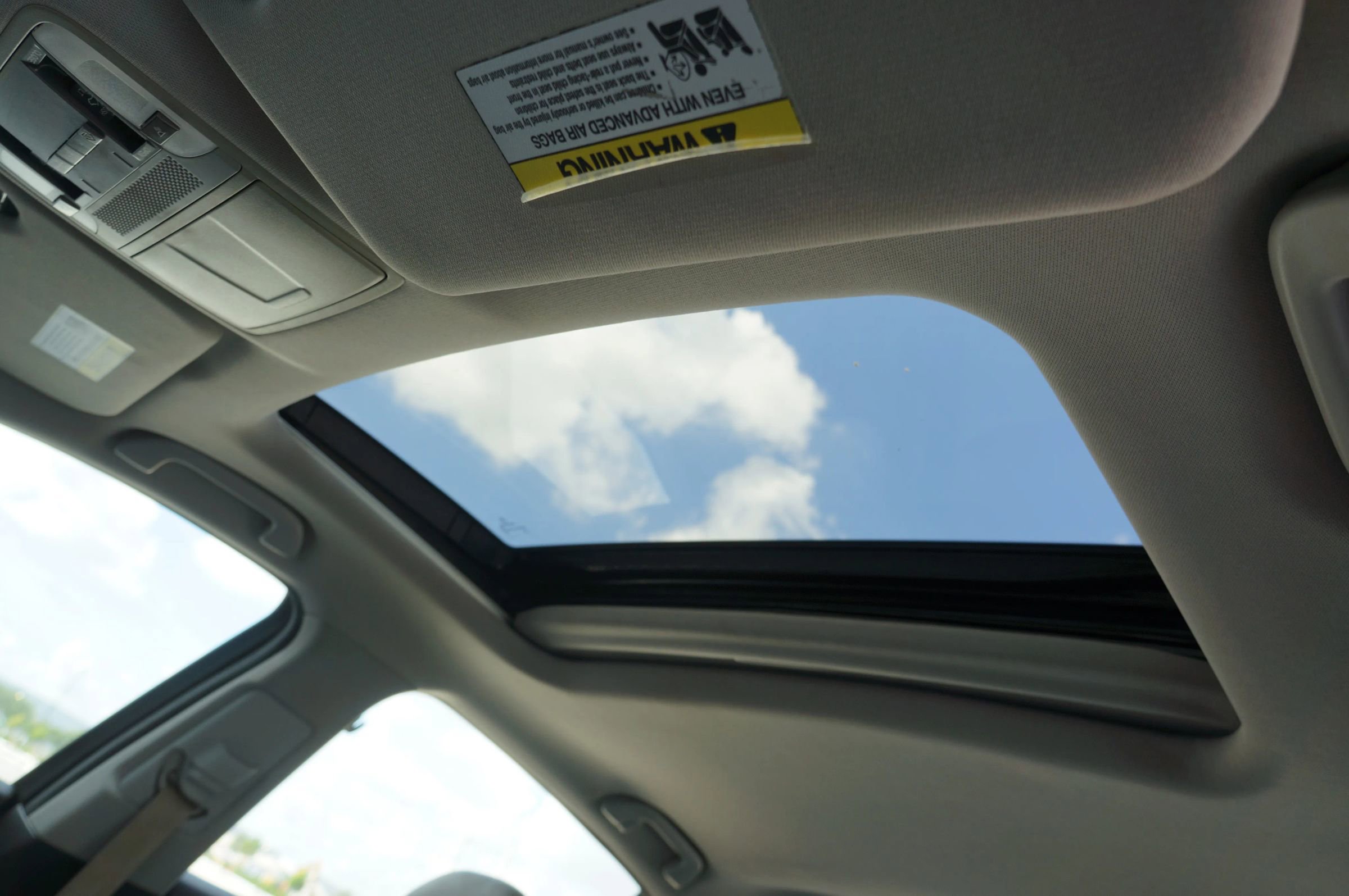 Used 2016 Acura TLX image 32