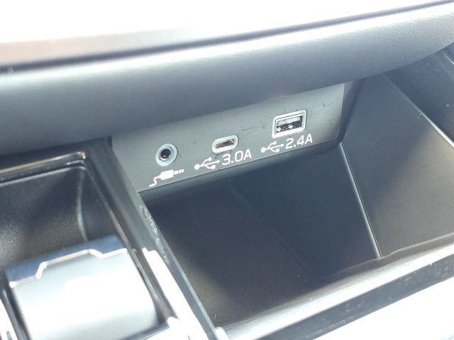 Used 2025 Subaru Outback Touring XT AWD/4WD image 36