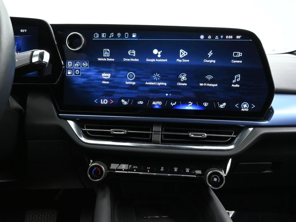 Used 2025 Chevrolet Equinox EV LT w/ Convenience Package image 20