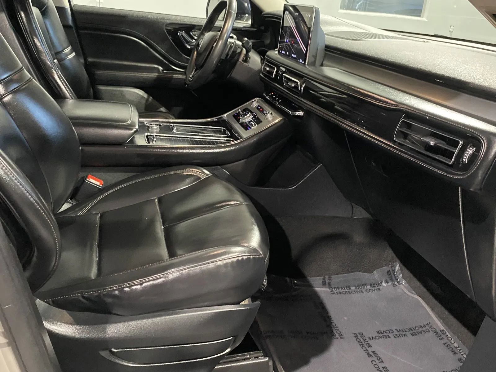 Used 2021 Lincoln Aviator 2WD image 6