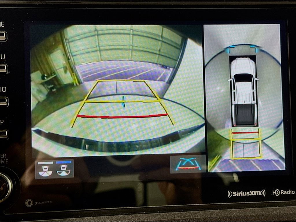 Used 2020 Toyota Tacoma TRD Off-Road w/ Advanced Technology Package image 34