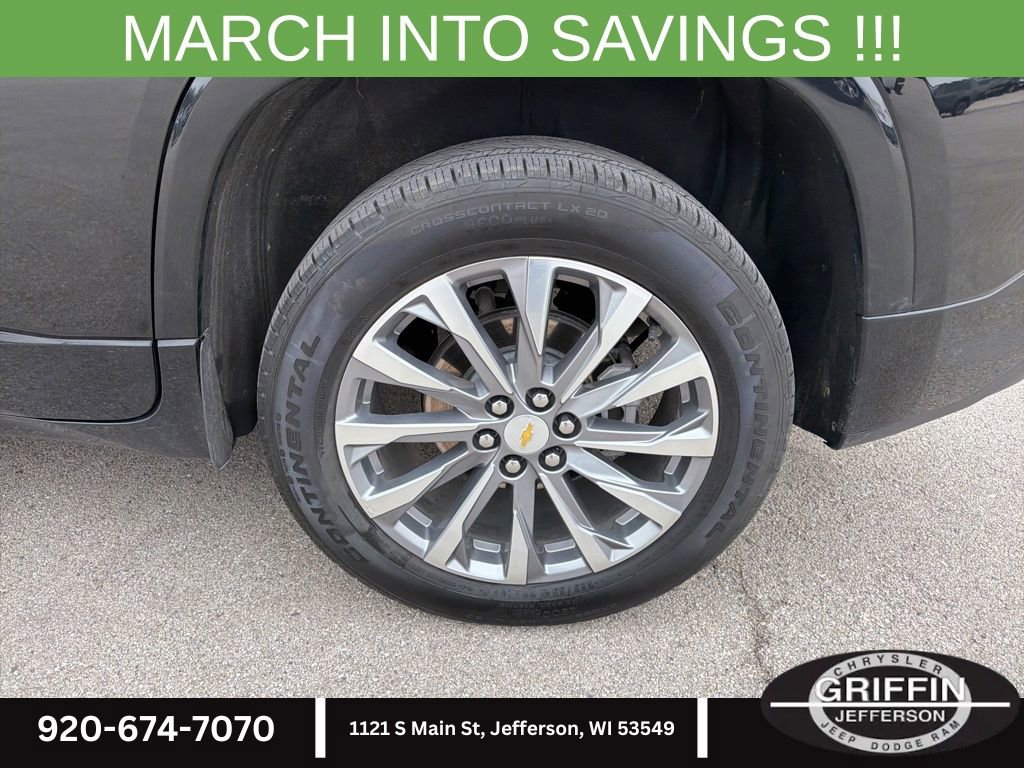 Used 2023 Chevrolet Traverse Premier image 9