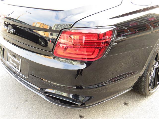 Used 2023 Bentley Flying Spur W12 image 32