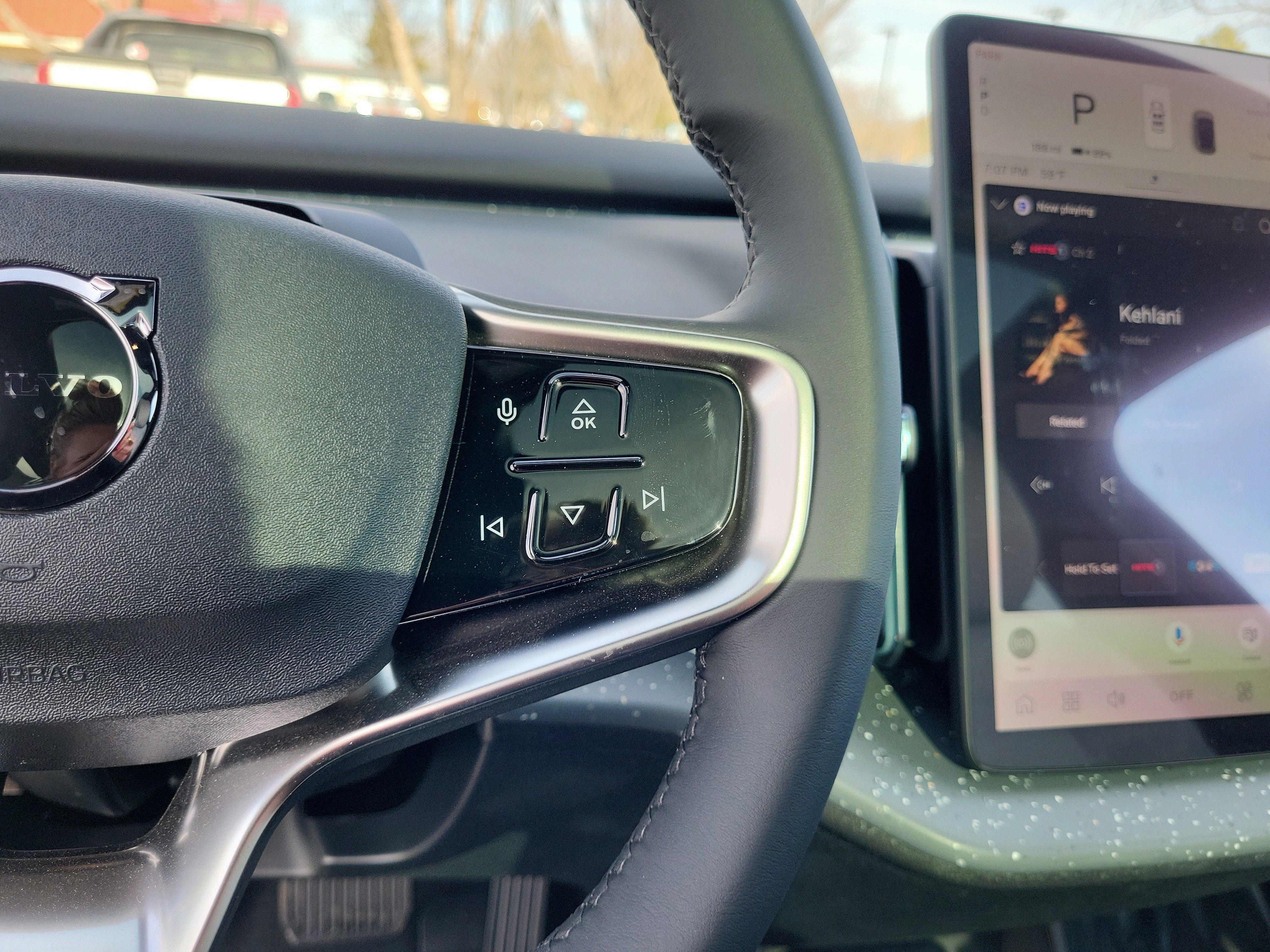 New 2026 Volvo EX30 Ultra w/ Protection Package Premier image 12