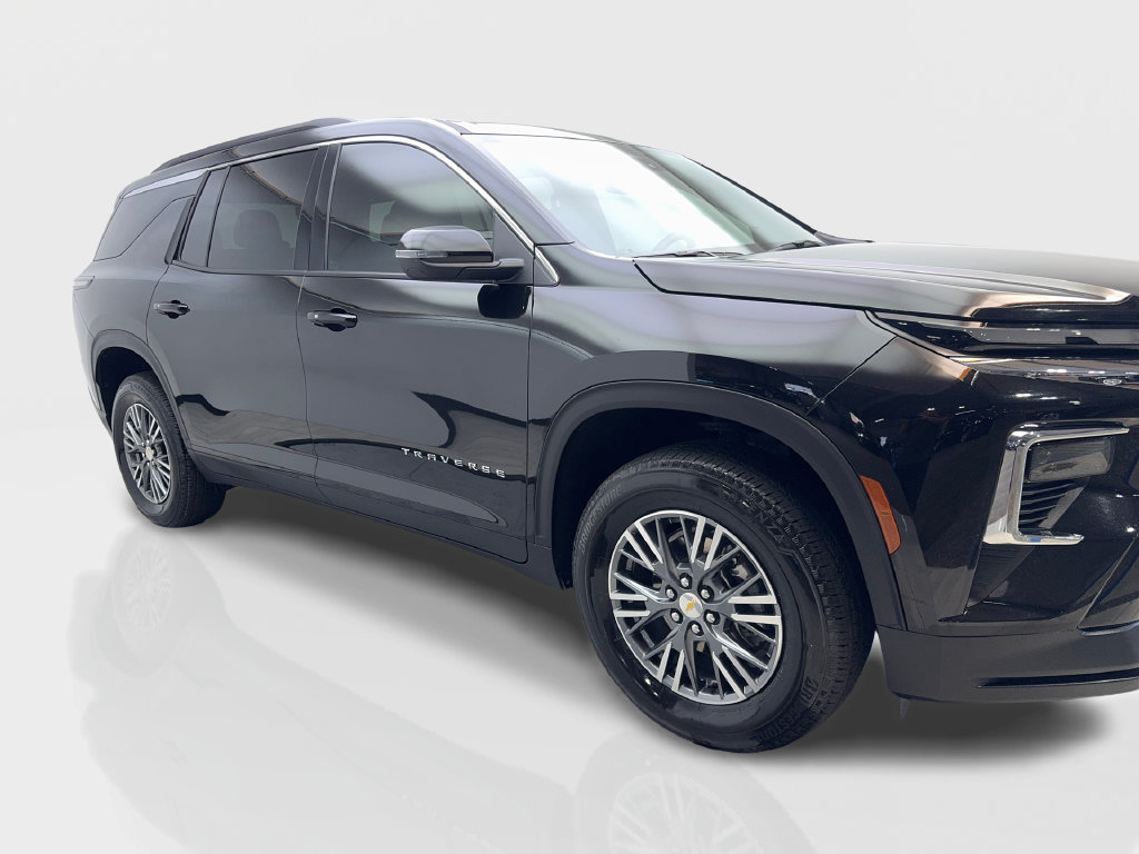 Used 2026 Chevrolet Traverse LT FWD image 14