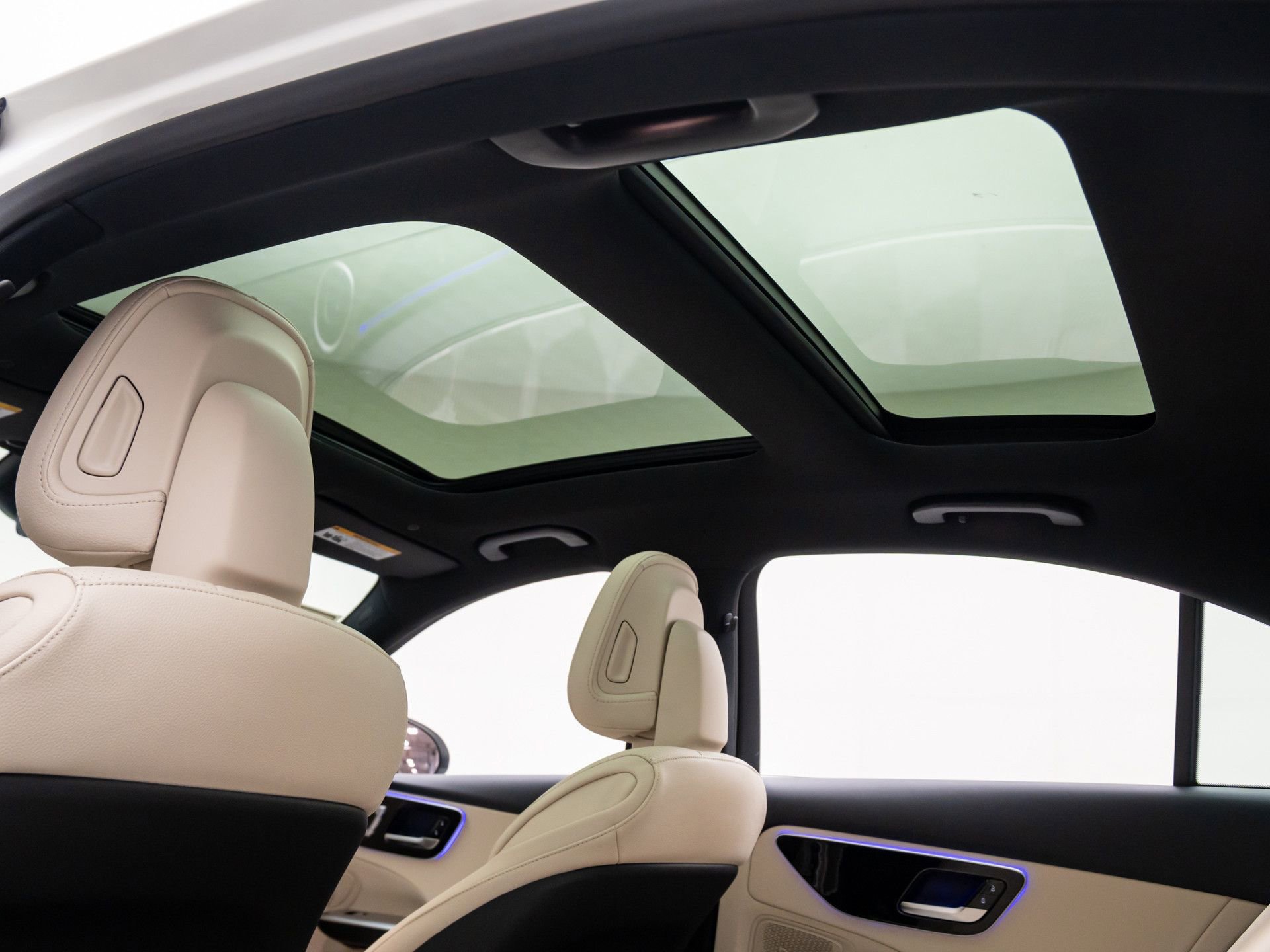 New 2026 Mercedes-Benz C 300 4MATIC Sedan image 19