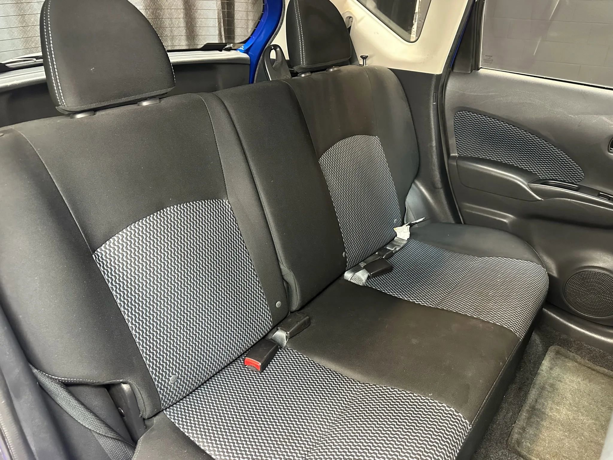 Used 2016 Nissan Versa Note SV image 30