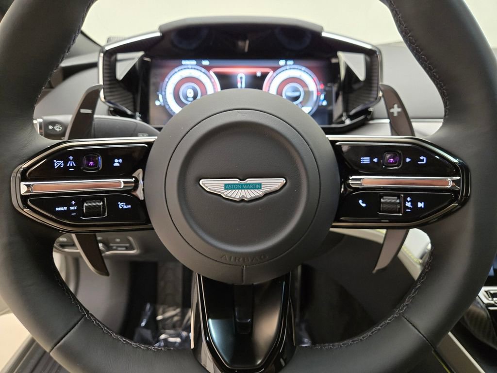 New 2025 Aston Martin Vanquish RWD image 31