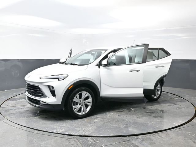 Used 2025 Buick Encore GX Preferred image 55