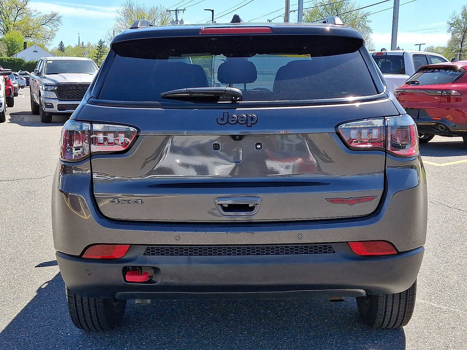 Used 2024 Jeep Compass Trailhawk image 6