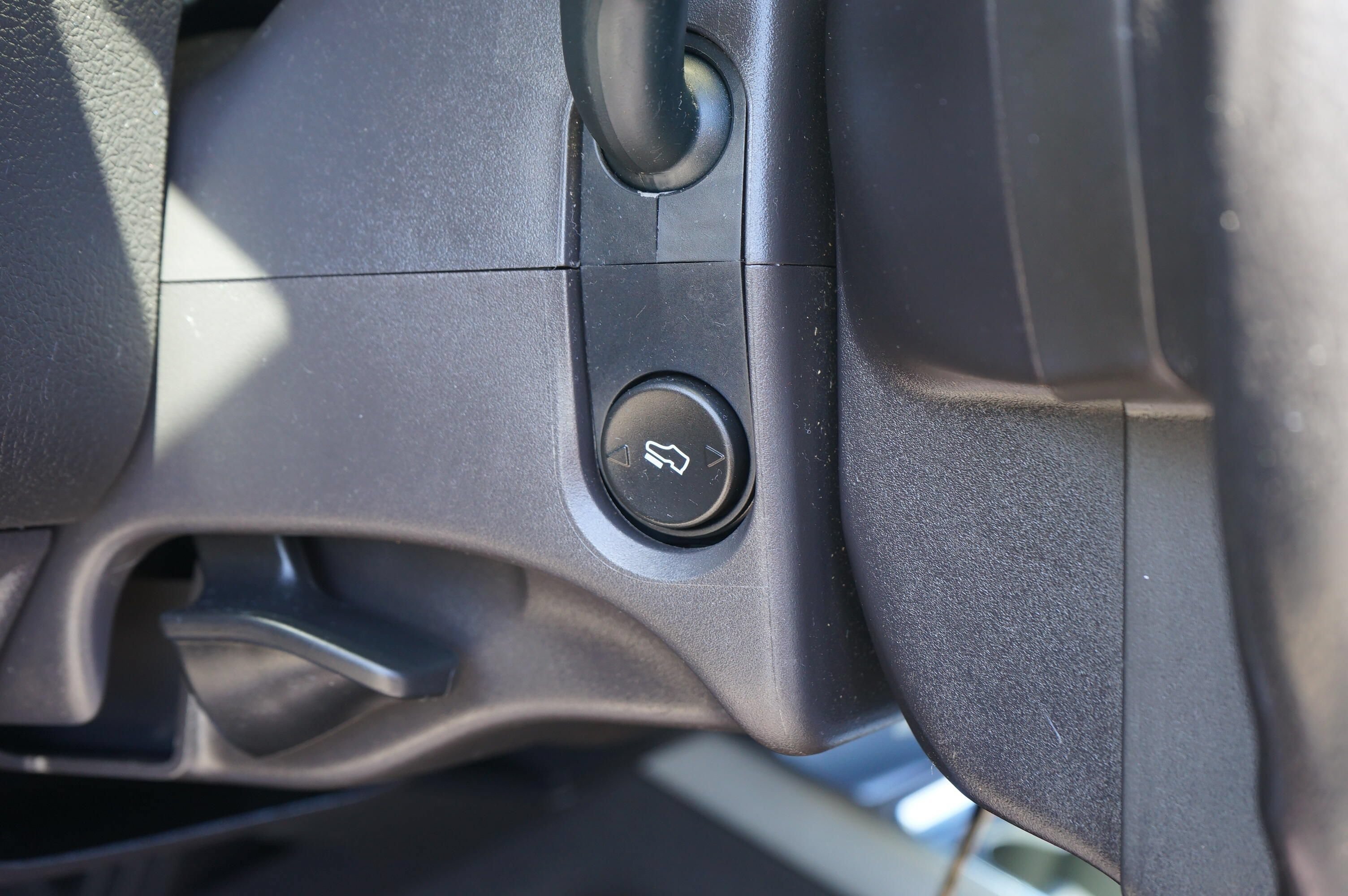 Used 2013 Ford F250 Lariat AWD/4WD image 21