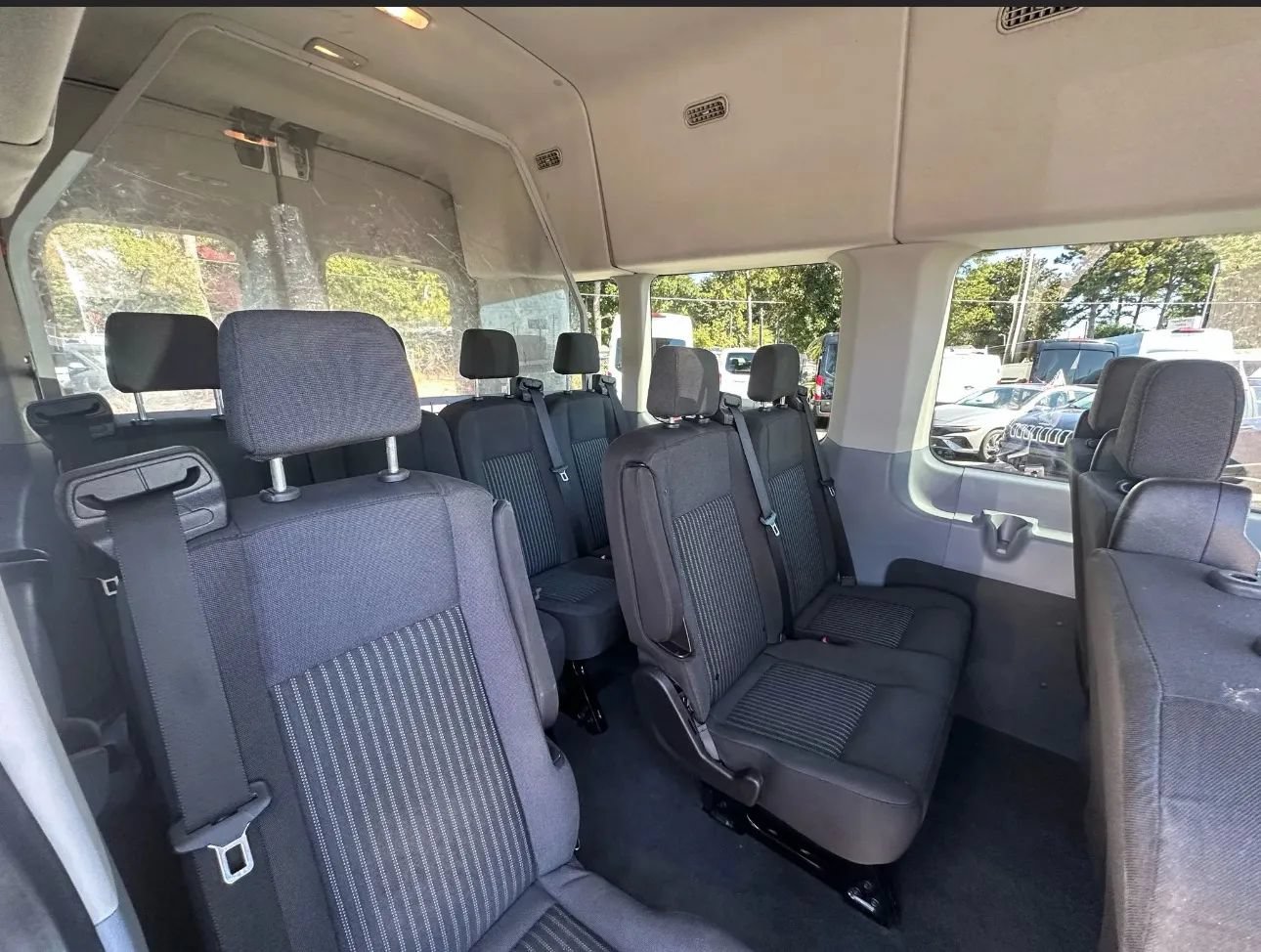 Used 2018 Ford Transit 350 XLT RWD image 15