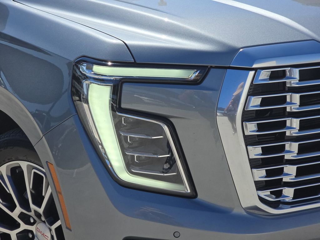 Used 2026 GMC Yukon Denali w/ Denali Reserve Package image 37