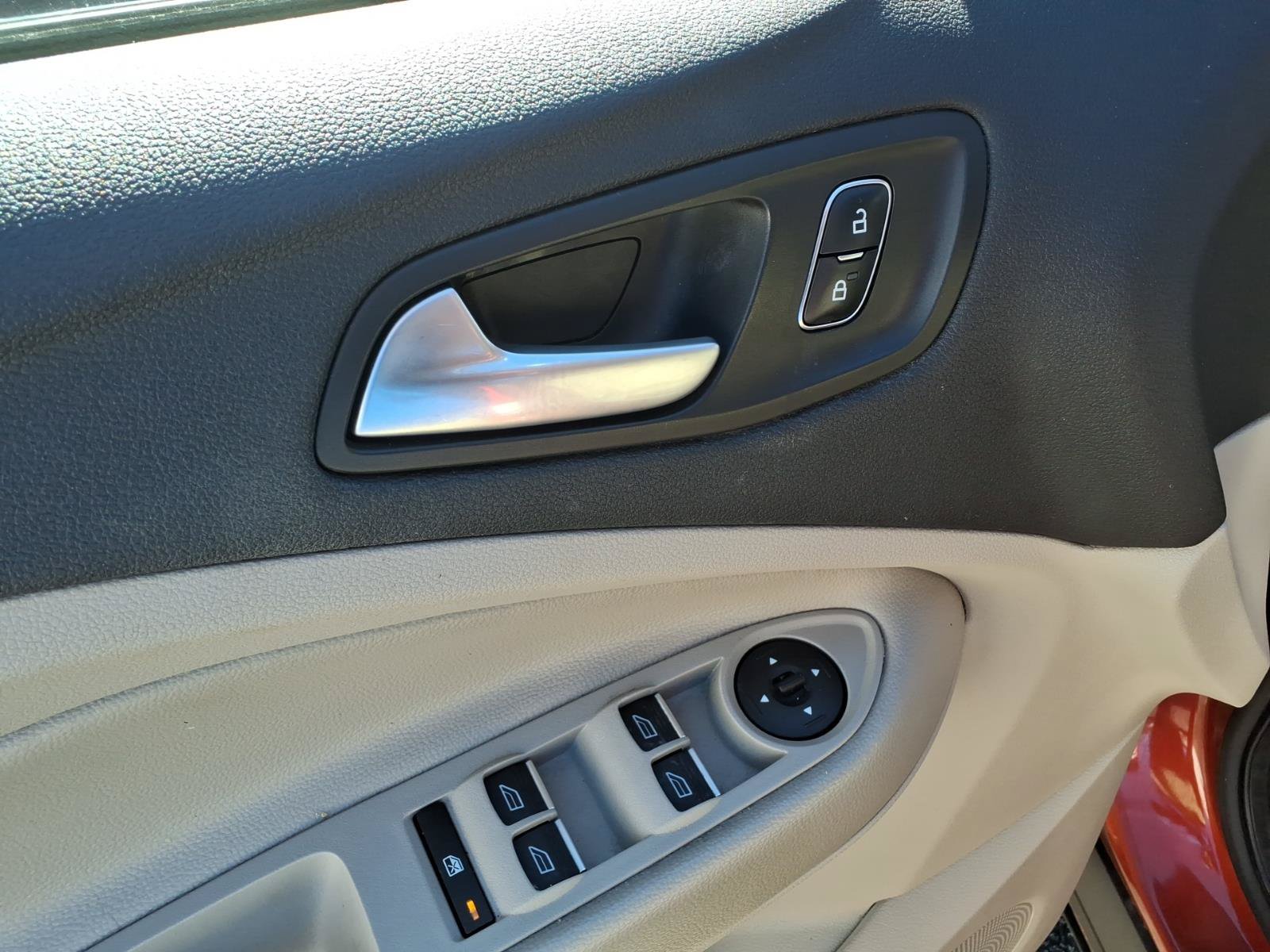 Used 2019 Ford Escape SE AWD/4WD image 20