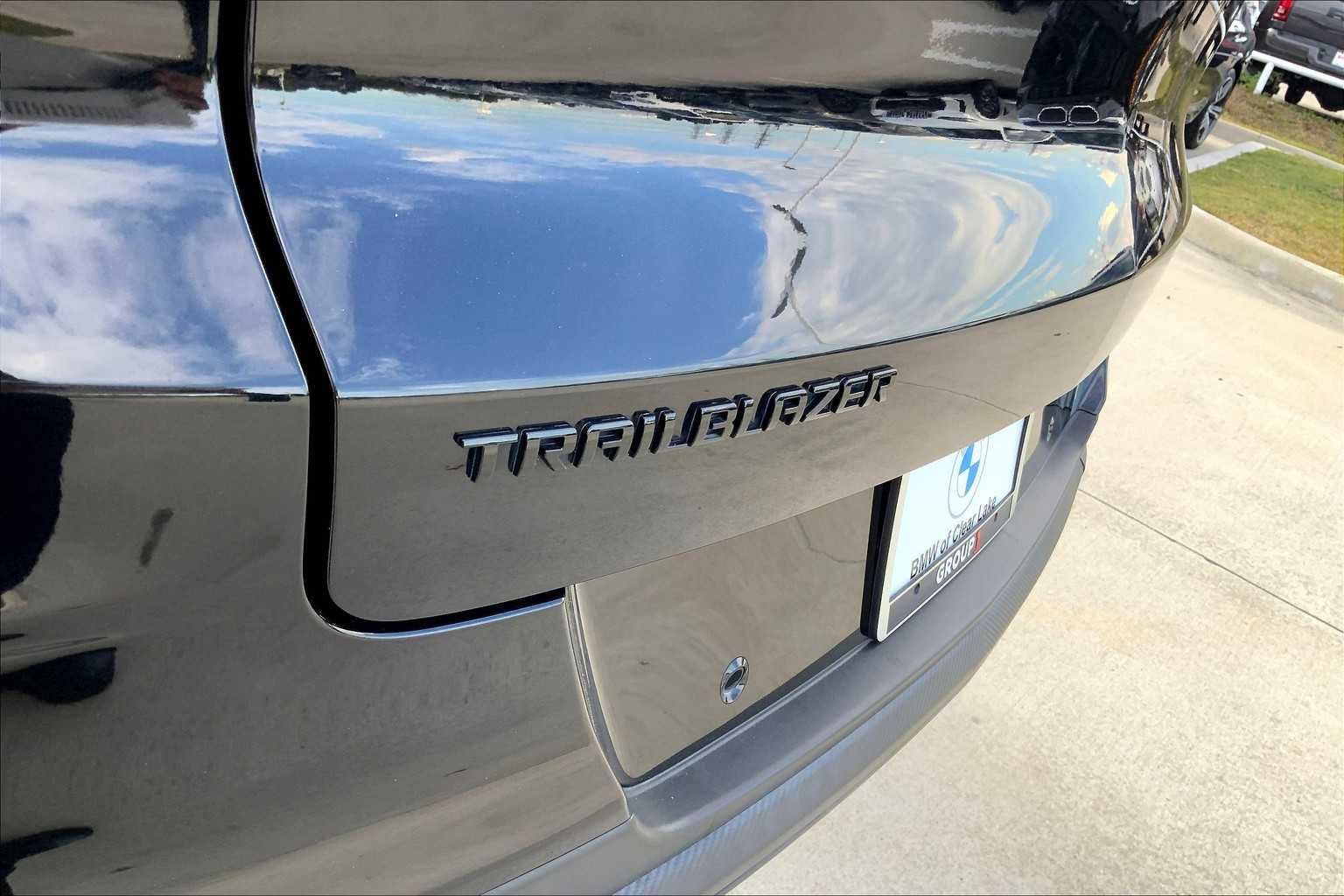 Used 2021 Chevrolet TrailBlazer RS w/ Technology Package image 30