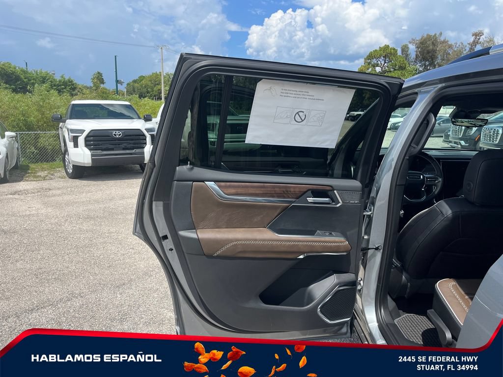 New 2026 GMC Acadia Denali Ultimate FWD image 29