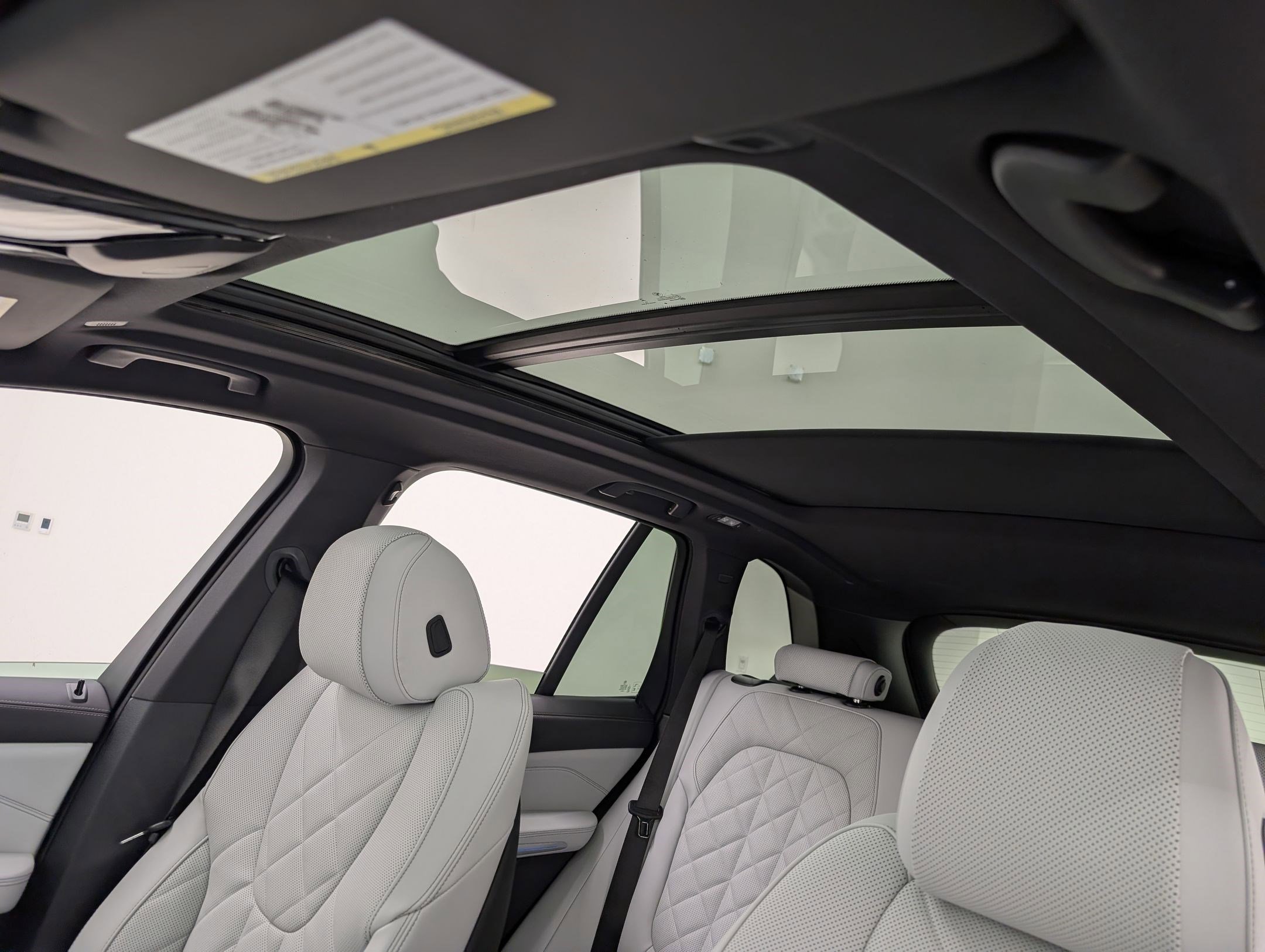 New 2026 BMW X5 xDrive50e w/ M Sport Package AWD/4WD image 16