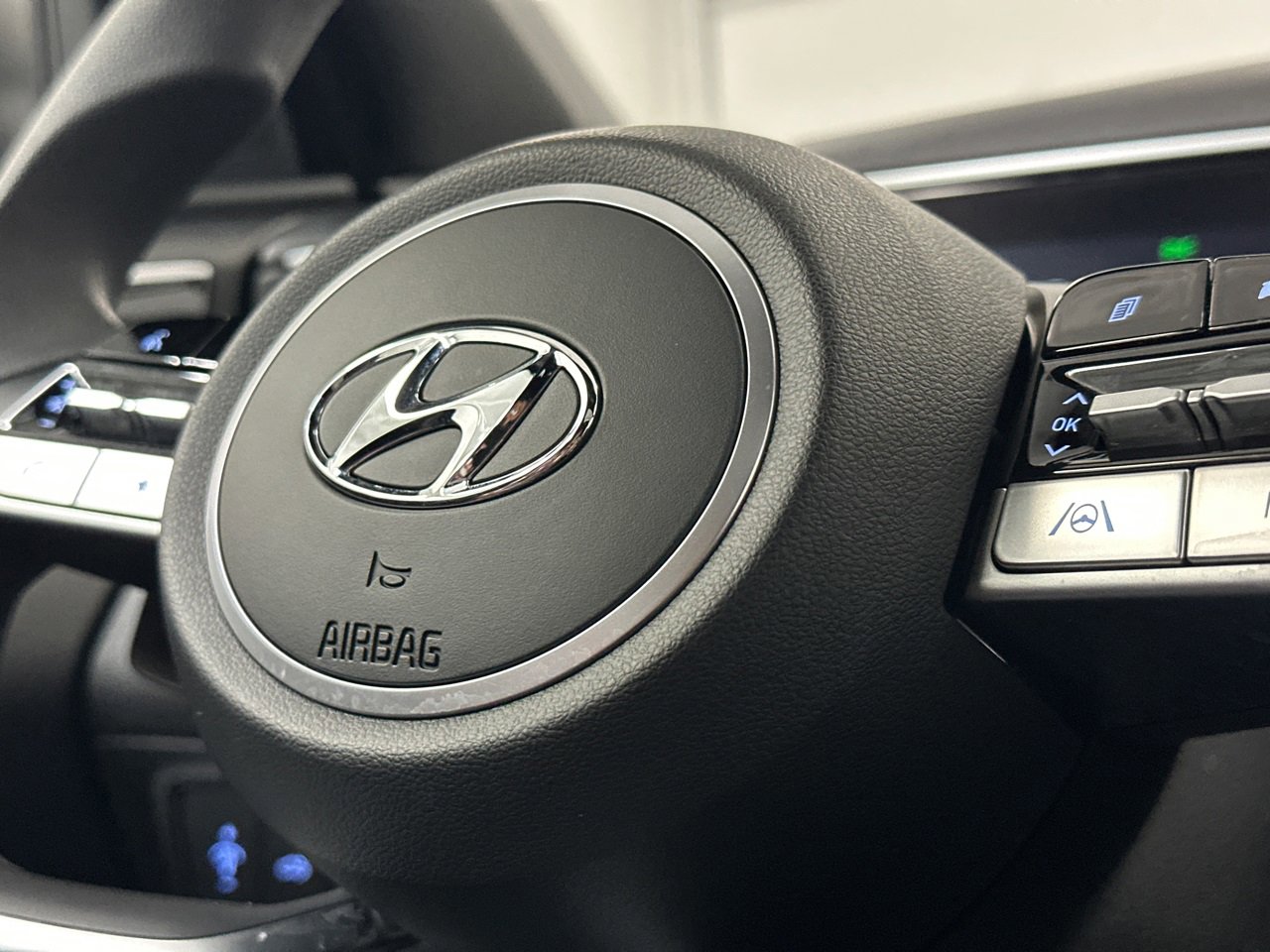 Used 2024 Hyundai Santa Cruz Night image 24