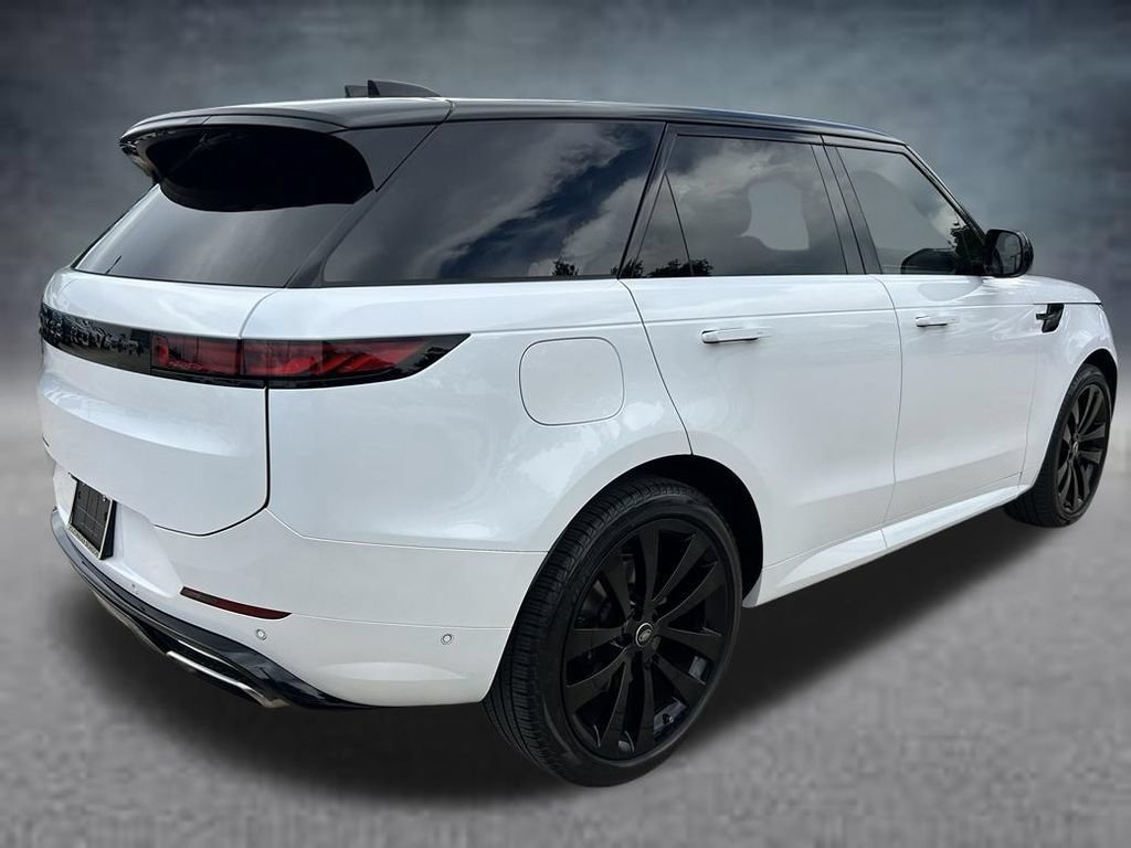 Used 2024 Land Rover Range Rover Sport Dynamic SE AWD/4WD image 6