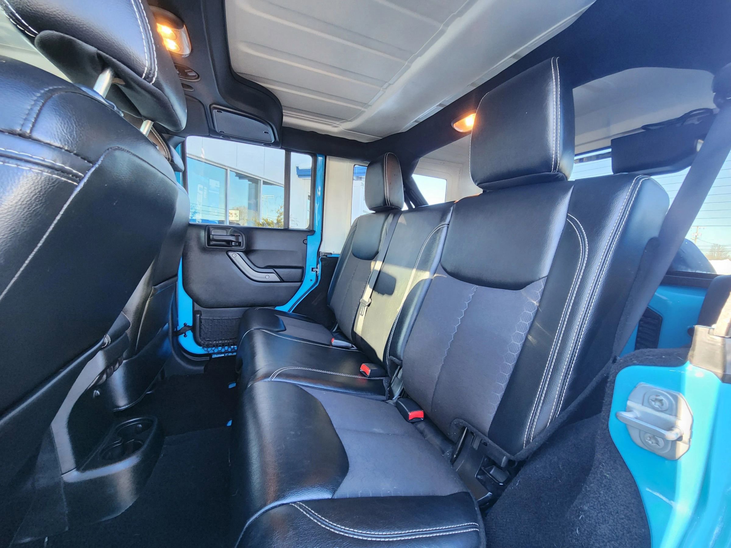 Used 2017 Jeep Wrangler Unlimited Sport image 37