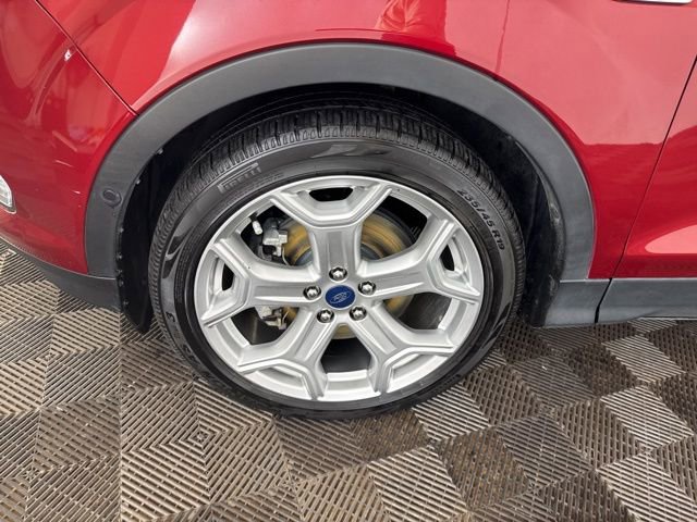 Used 2019 Ford Escape Titanium image 27