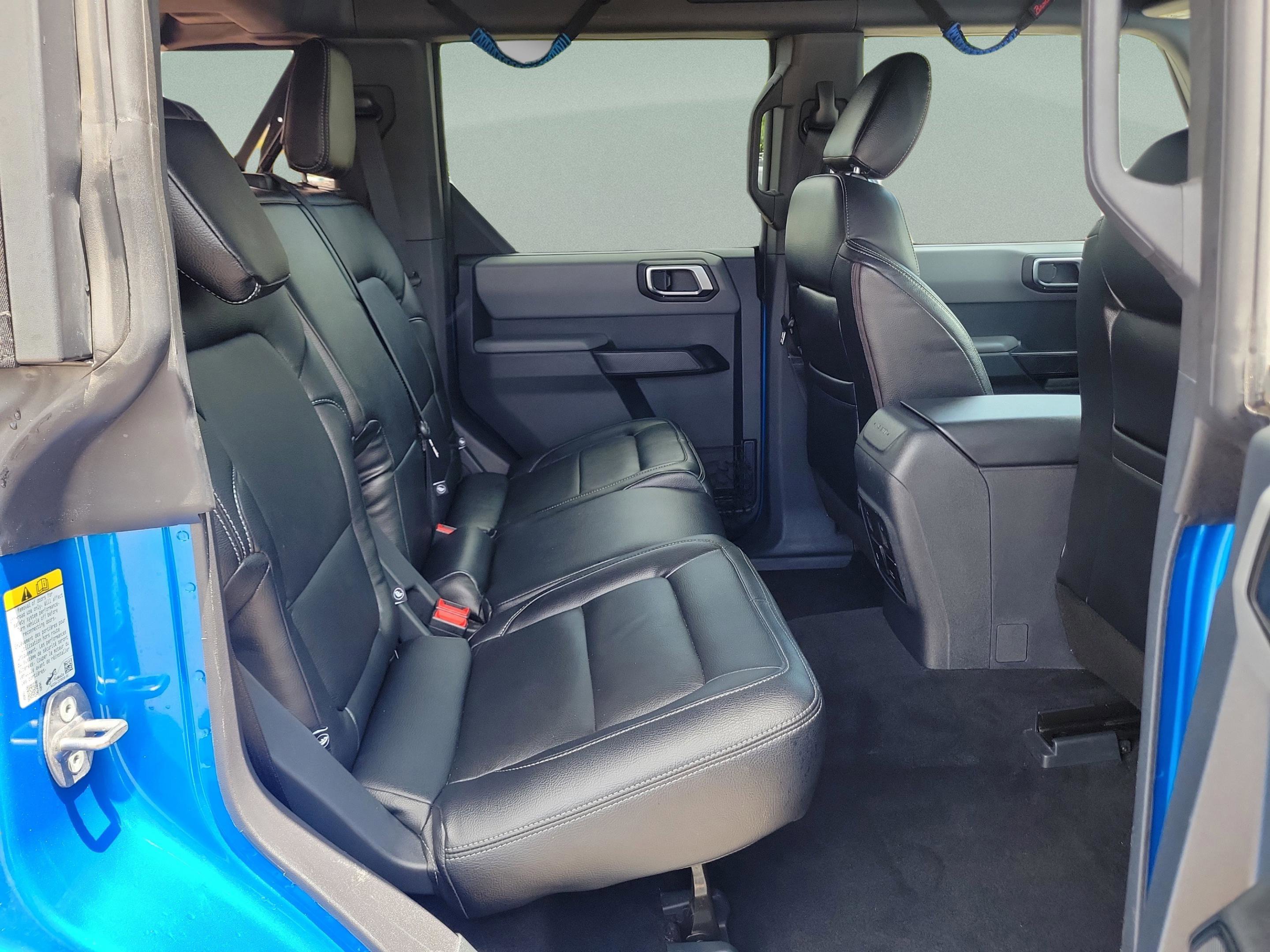 Used 2022 Ford Bronco Big Bend w/ Sasquatch Package AWD/4WD image 10