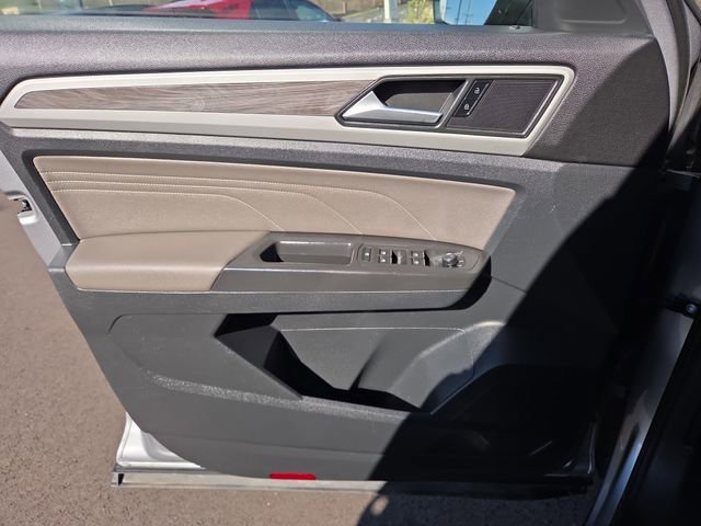 Used 2023 Volkswagen Atlas Cross Sport SE image 17