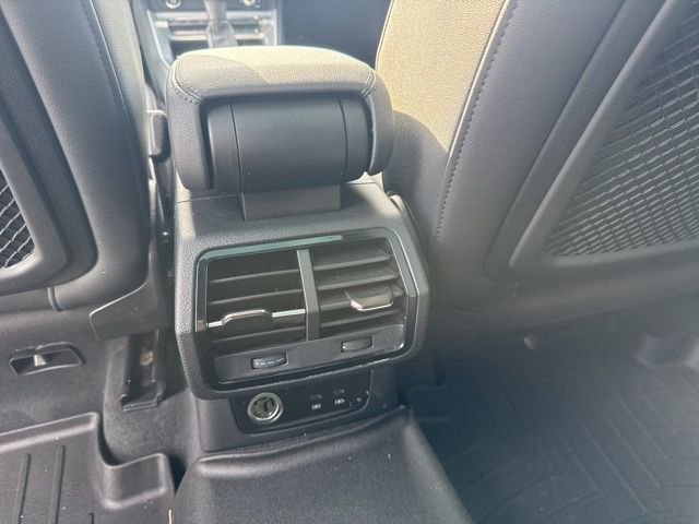 Used 2021 Audi Q3 2.0T Premium Plus w/ Premium Plus Package image 27