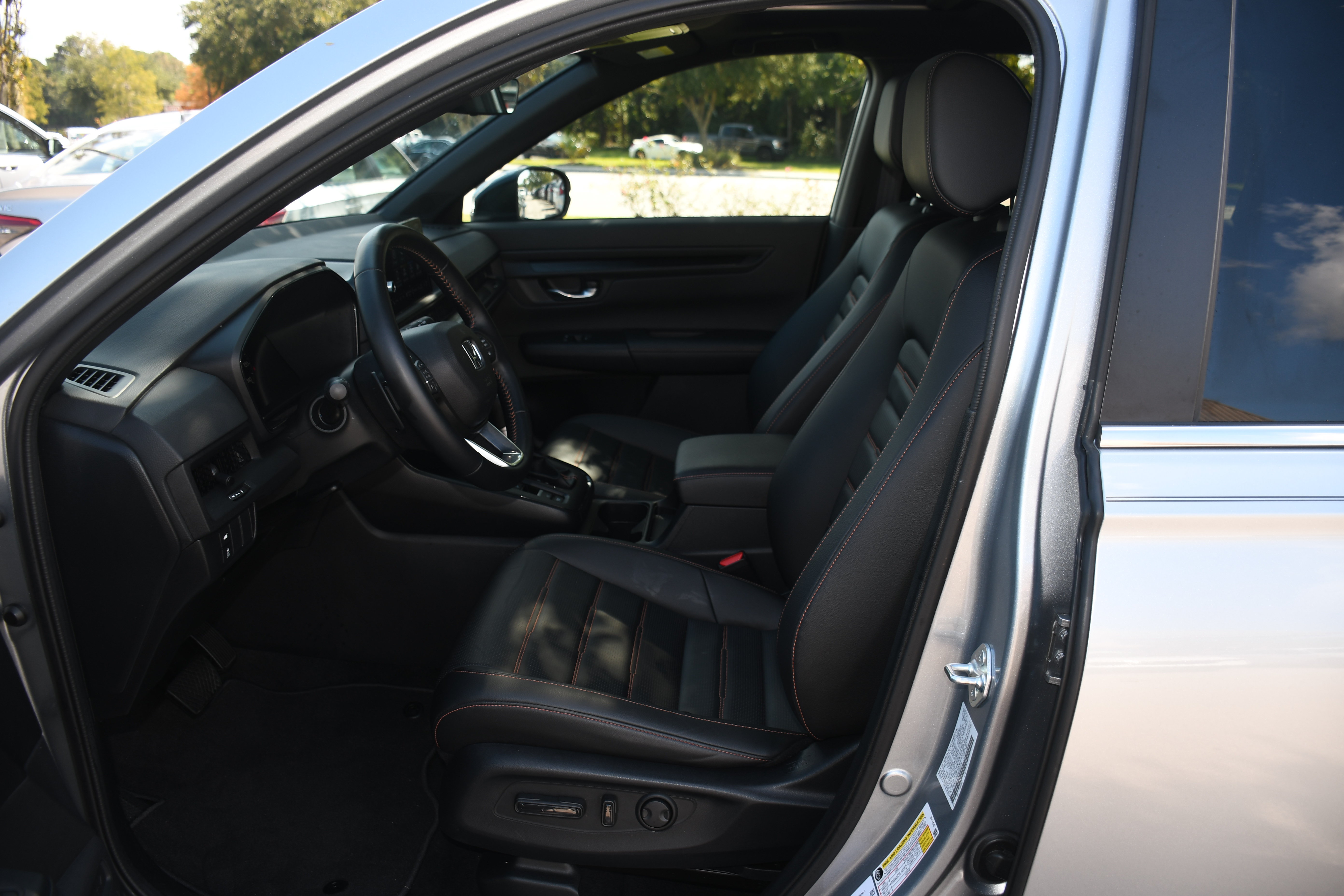 Certified 2025 Honda CR-V Sport-L image 8