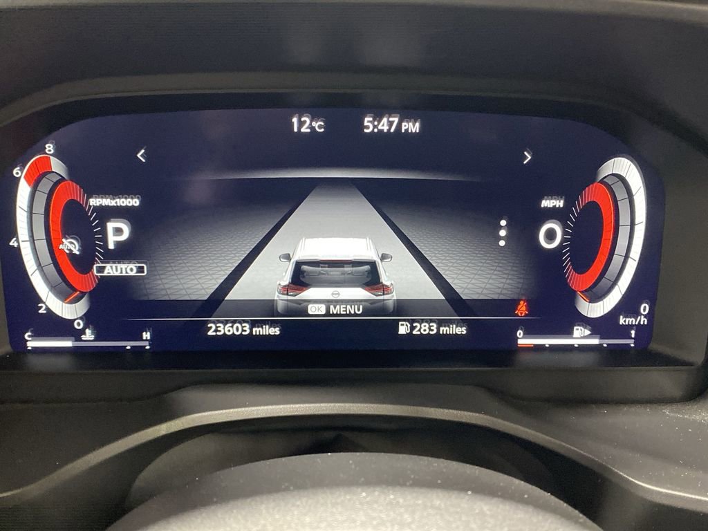 Used 2024 Nissan Rogue Platinum image 10