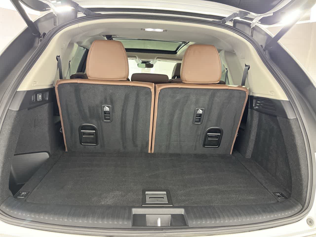 Certified 2024 Acura MDX SH-AWD w/ Technology Package image 30