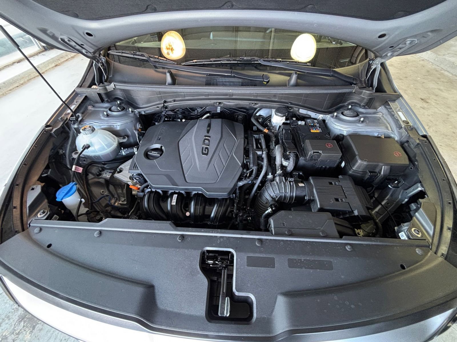 Used 2025 Kia Sportage LX image 31