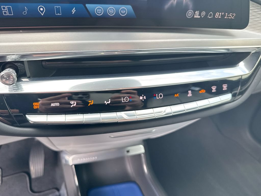 Used 2023 Cadillac Lyriq 2WD image 25