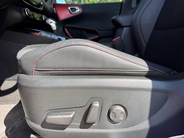 Used 2023 Kia Soul GT-Line w/ GT-Line Technology Package FWD image 14