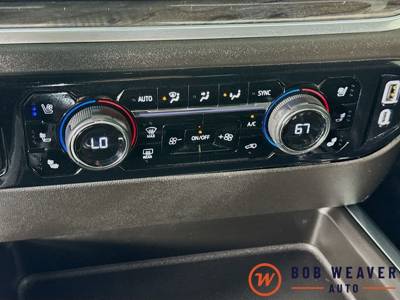 Used 2024 Chevrolet Silverado 3500 LTZ w/ LTZ Plus Package AWD/4WD image 19