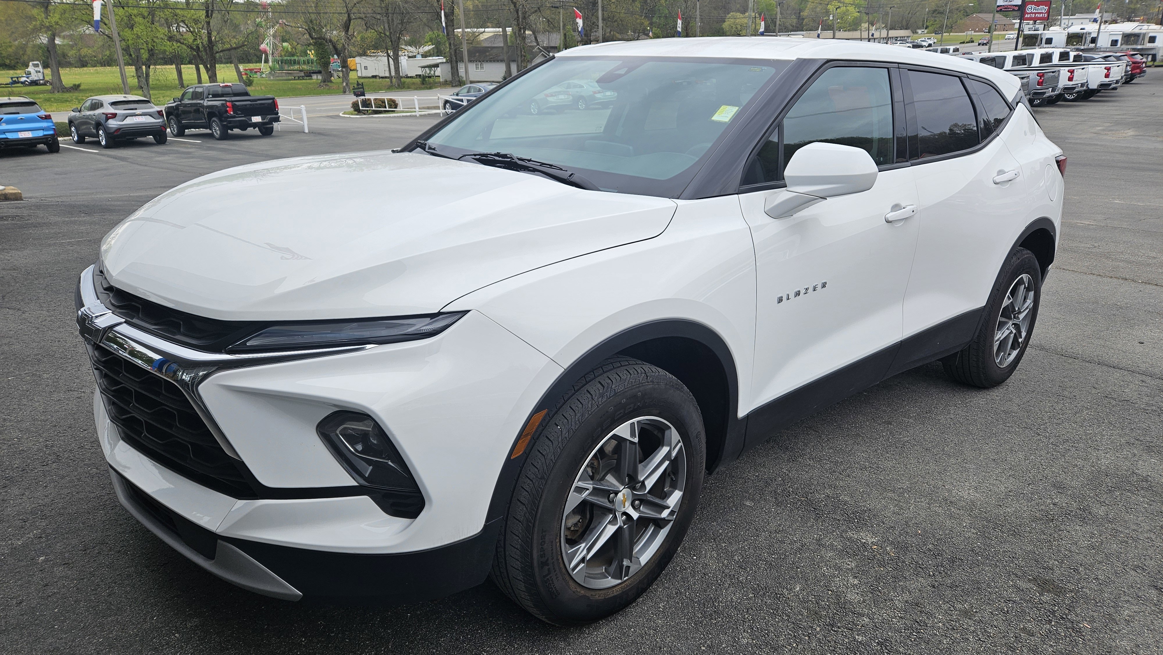 Used 2024 Chevrolet Blazer LT w/ Driver Confidence Package image 4