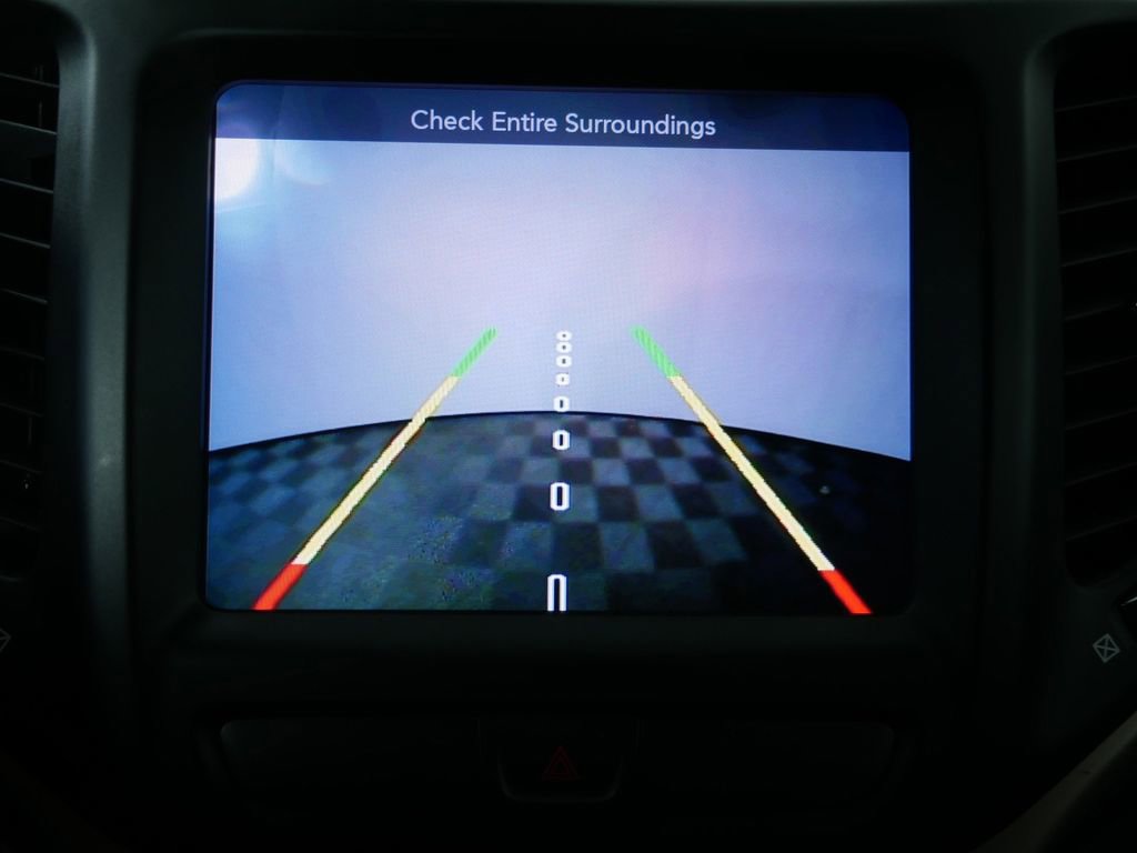 Used 2016 Jeep Cherokee Limited image 34